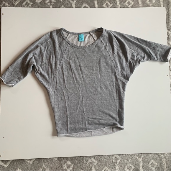 Women’s Med Gray 1/2 Sleeve Lightweight Sweatshirt - Picture 5 of 5